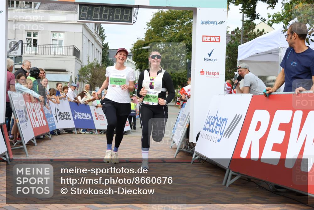 31.08.2025 - 21. Blankeneser Heldenlauf Strokosch-Dieckow http://msf.ph/oto/8660676 31.08.2025 11:30:04 Ziel 3032, 3201 meine-sportfotos.de