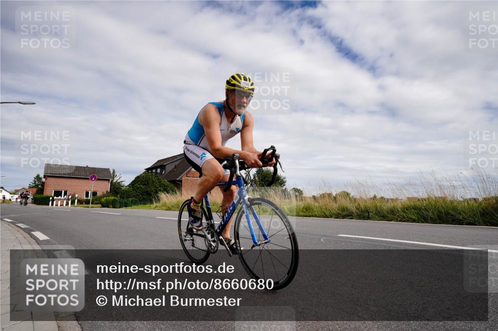 31.08.2025 - Elbe Triathlon Hamburg Michael Burmester http://msf.ph/oto/8660680 31.08.2025 15:31:43 Radfahren  meine-sportfotos.de