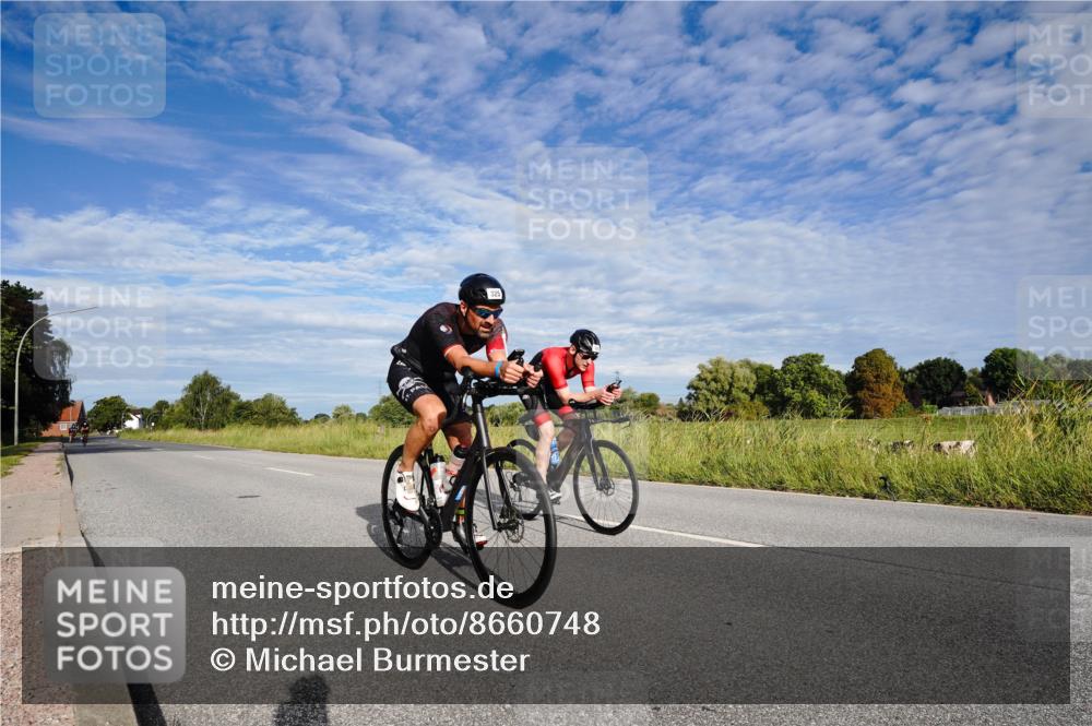 31.08.2025 - Elbe Triathlon Hamburg Michael Burmester http://msf.ph/oto/8660748 31.08.2025 08:54:11 Radfahren 187, 211, 257, 265, 325, 375 meine-sportfotos.de