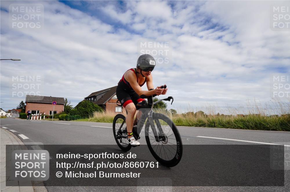 31.08.2025 - Elbe Triathlon Hamburg Michael Burmester http://msf.ph/oto/8660761 31.08.2025 15:36:06 Radfahren  meine-sportfotos.de