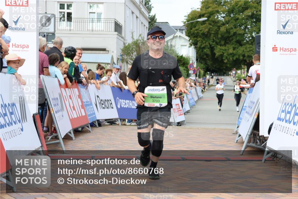 31.08.2025 - 21. Blankeneser Heldenlauf Strokosch-Dieckow http://msf.ph/oto/8660768 31.08.2025 11:29:55 Ziel 3703 meine-sportfotos.de