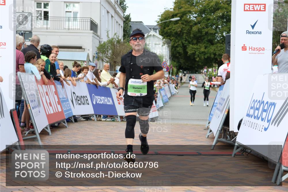 31.08.2025 - 21. Blankeneser Heldenlauf Strokosch-Dieckow http://msf.ph/oto/8660796 31.08.2025 11:29:54 Ziel 3703 meine-sportfotos.de