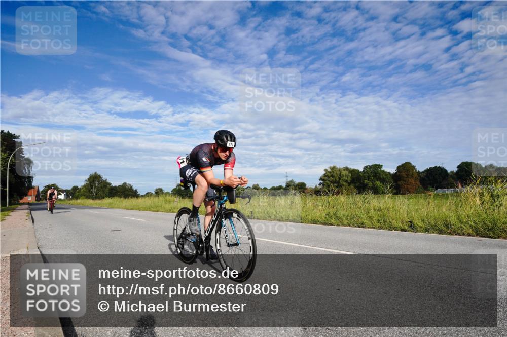 31.08.2025 - Elbe Triathlon Hamburg Michael Burmester http://msf.ph/oto/8660809 31.08.2025 08:56:12 Radfahren 171, 180 meine-sportfotos.de