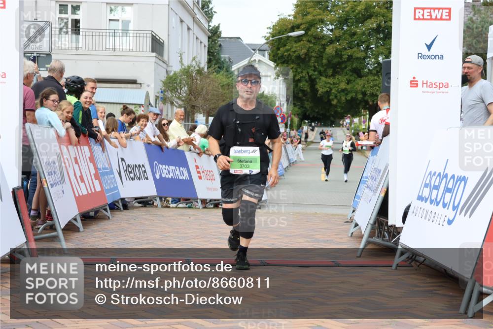 31.08.2025 - 21. Blankeneser Heldenlauf Strokosch-Dieckow http://msf.ph/oto/8660811 31.08.2025 11:29:54 Ziel 3703 meine-sportfotos.de