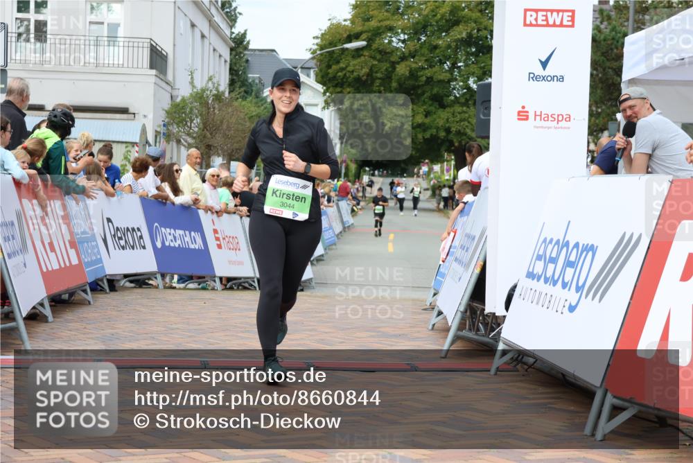 31.08.2025 - 21. Blankeneser Heldenlauf Strokosch-Dieckow http://msf.ph/oto/8660844 31.08.2025 11:29:38 Ziel 3044 meine-sportfotos.de