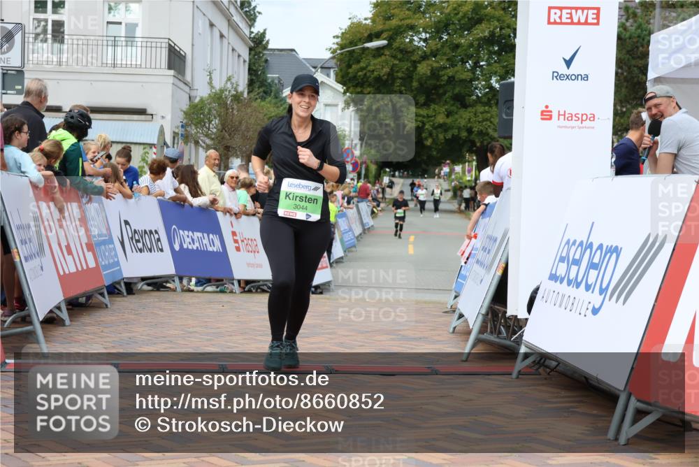 31.08.2025 - 21. Blankeneser Heldenlauf Strokosch-Dieckow http://msf.ph/oto/8660852 31.08.2025 11:29:37 Ziel 3044 meine-sportfotos.de