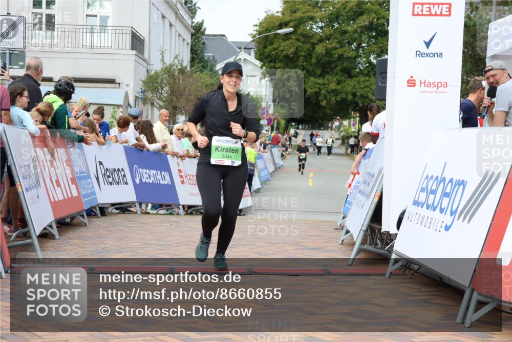 31.08.2025 - 21. Blankeneser Heldenlauf Strokosch-Dieckow http://msf.ph/oto/8660855 31.08.2025 11:29:37 Ziel 3044 meine-sportfotos.de