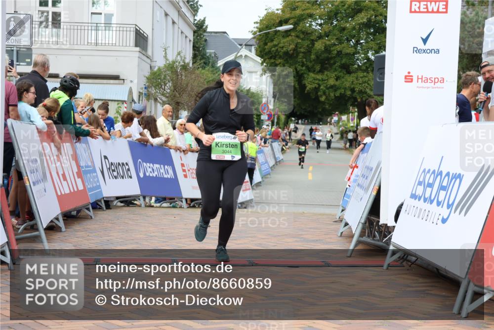 31.08.2025 - 21. Blankeneser Heldenlauf Strokosch-Dieckow http://msf.ph/oto/8660859 31.08.2025 11:29:37 Ziel 3044 meine-sportfotos.de
