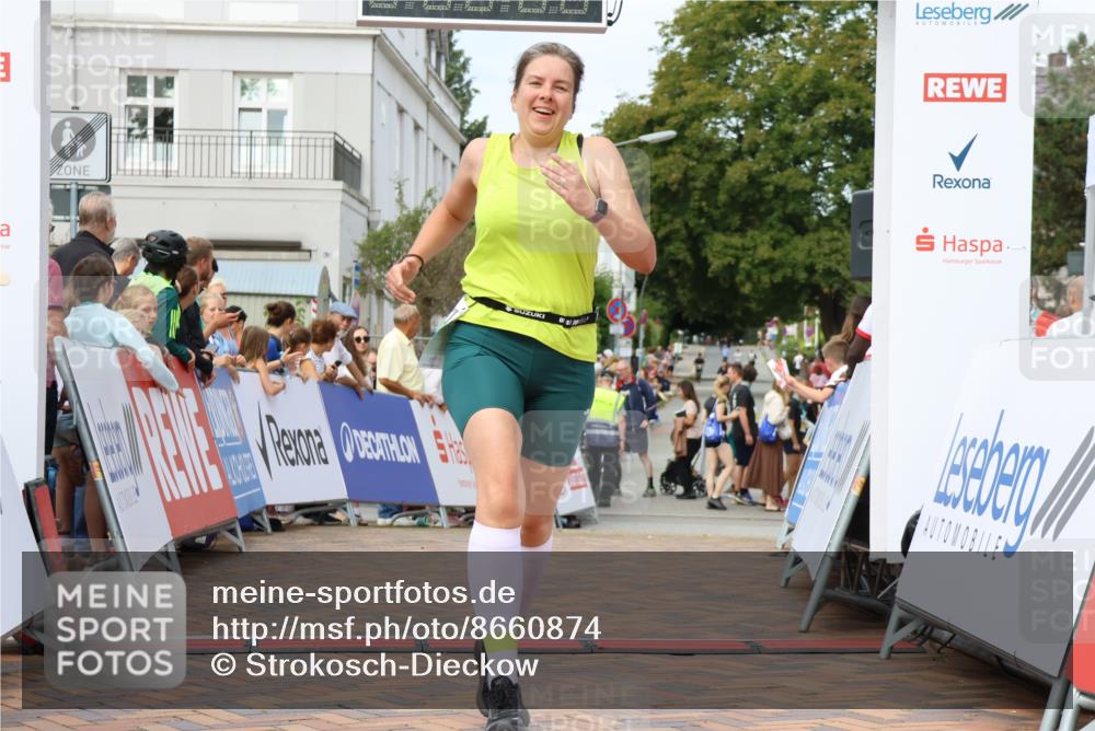31.08.2025 - 21. Blankeneser Heldenlauf Strokosch-Dieckow http://msf.ph/oto/8660874 31.08.2025 11:29:08 Ziel 3215 meine-sportfotos.de