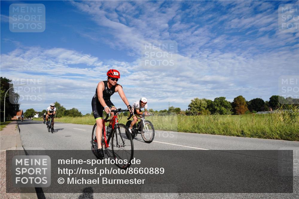 31.08.2025 - Elbe Triathlon Hamburg Michael Burmester http://msf.ph/oto/8660889 31.08.2025 08:58:14 Radfahren 212, 259, 291, 305, 347, 351, 366 meine-sportfotos.de