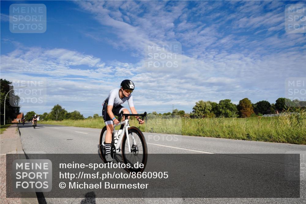 31.08.2025 - Elbe Triathlon Hamburg Michael Burmester http://msf.ph/oto/8660905 31.08.2025 08:58:31 Radfahren 206, 239, 268, 278, 341 meine-sportfotos.de
