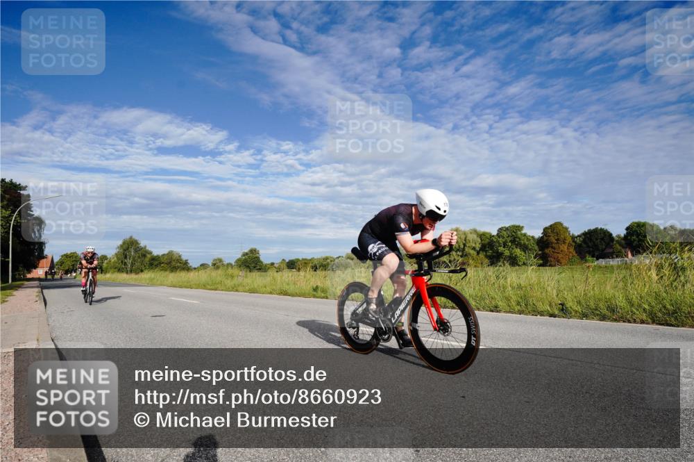 31.08.2025 - Elbe Triathlon Hamburg Michael Burmester http://msf.ph/oto/8660923 31.08.2025 08:58:56 Radfahren 179, 280, 308, 353 meine-sportfotos.de