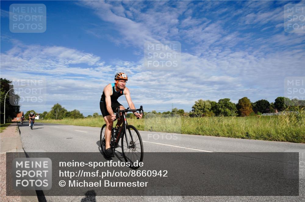 31.08.2025 - Elbe Triathlon Hamburg Michael Burmester http://msf.ph/oto/8660942 31.08.2025 08:59:17 Radfahren 174, 175, 216, 233, 357 meine-sportfotos.de