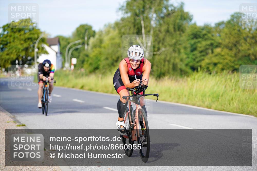 31.08.2025 - Elbe Triathlon Hamburg Michael Burmester http://msf.ph/oto/8660955 31.08.2025 08:56:35 Radfahren 181, 260, 373 meine-sportfotos.de