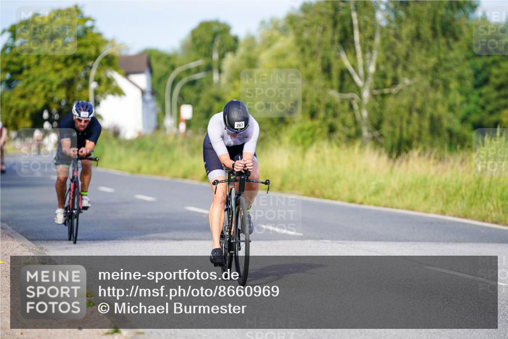 31.08.2025 - Elbe Triathlon Hamburg Michael Burmester http://msf.ph/oto/8660969 31.08.2025 08:56:42 Radfahren 267, 318, 334 meine-sportfotos.de