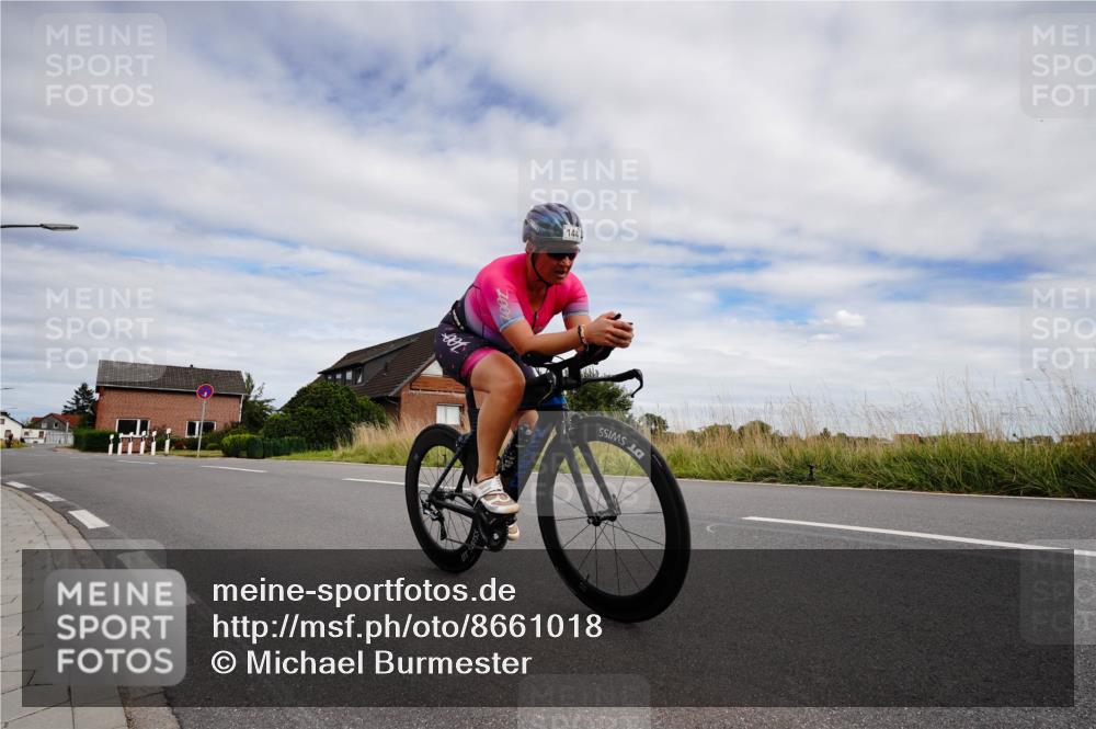 31.08.2025 - Elbe Triathlon Hamburg Michael Burmester http://msf.ph/oto/8661018 31.08.2025 15:51:43 Radfahren  meine-sportfotos.de