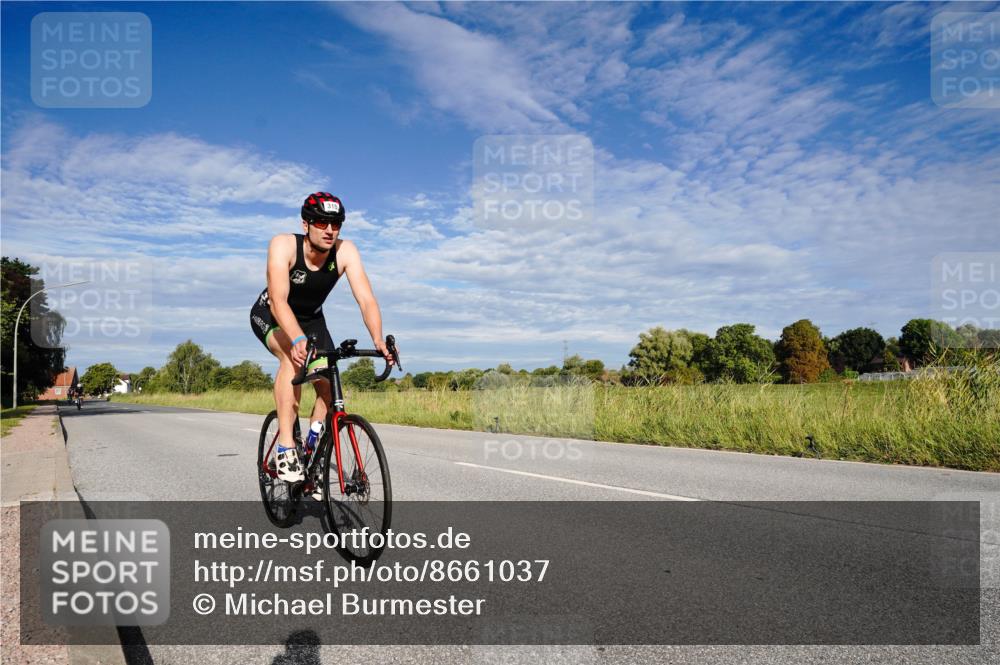 31.08.2025 - Elbe Triathlon Hamburg Michael Burmester http://msf.ph/oto/8661037 31.08.2025 09:01:21 Radfahren 294, 315, 345, 365 meine-sportfotos.de