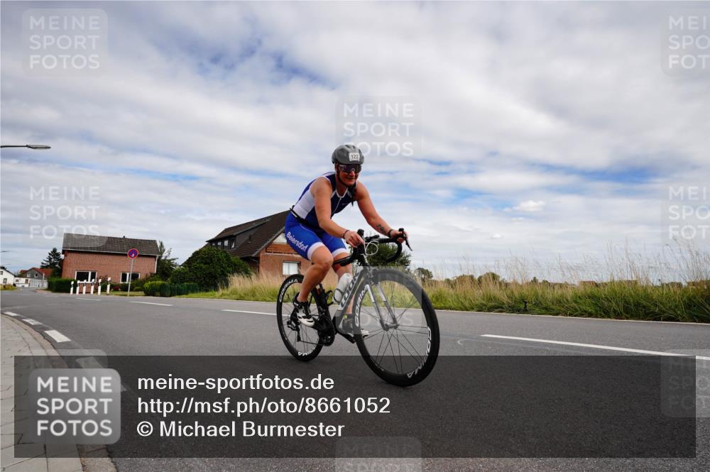 31.08.2025 - Elbe Triathlon Hamburg Michael Burmester http://msf.ph/oto/8661052 31.08.2025 15:52:39 Radfahren  meine-sportfotos.de