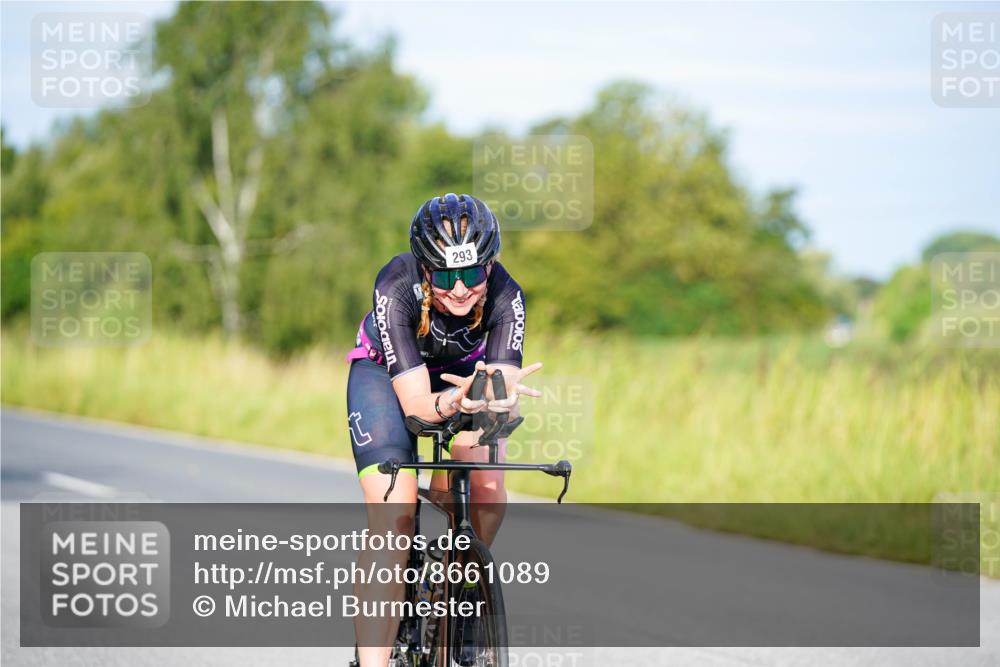 31.08.2025 - Elbe Triathlon Hamburg Michael Burmester http://msf.ph/oto/8661089 31.08.2025 08:57:26 Radfahren 193, 293, 346 meine-sportfotos.de