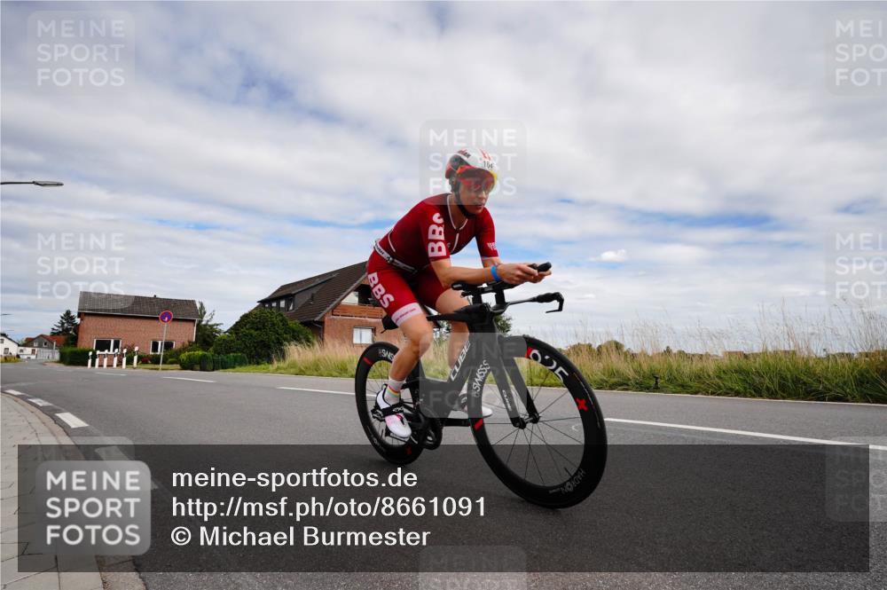 31.08.2025 - Elbe Triathlon Hamburg Michael Burmester http://msf.ph/oto/8661091 31.08.2025 15:54:37 Radfahren  meine-sportfotos.de