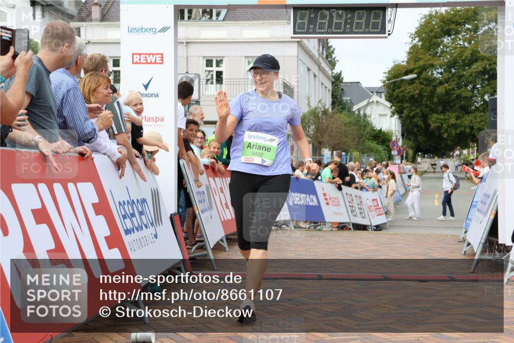31.08.2025 - 21. Blankeneser Heldenlauf Strokosch-Dieckow http://msf.ph/oto/8661107 31.08.2025 11:27:47 Ziel 3402 meine-sportfotos.de