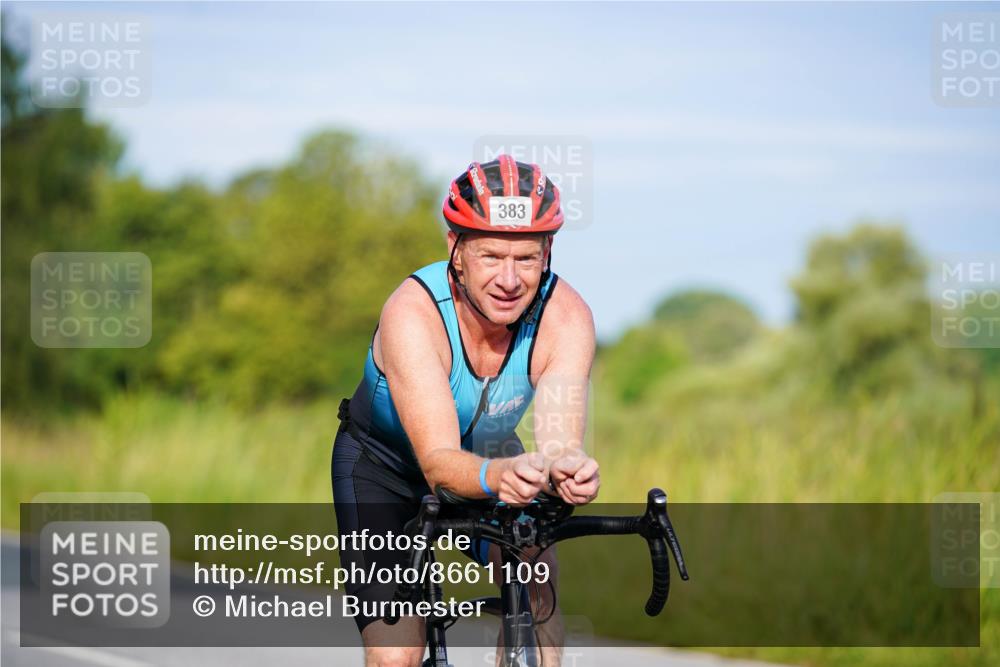 31.08.2025 - Elbe Triathlon Hamburg Michael Burmester http://msf.ph/oto/8661109 31.08.2025 08:57:36 Radfahren 261, 266, 324, 368, 383 meine-sportfotos.de