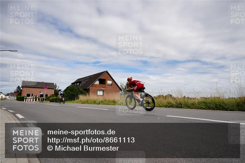 31.08.2025 - Elbe Triathlon Hamburg Michael Burmester http://msf.ph/oto/8661113 31.08.2025 15:56:22 Radfahren  meine-sportfotos.de
