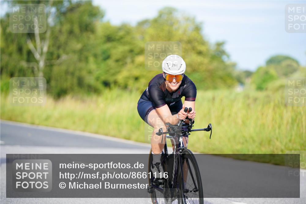 31.08.2025 - Elbe Triathlon Hamburg Michael Burmester http://msf.ph/oto/8661116 31.08.2025 08:57:40 Radfahren 261, 266, 324, 368 meine-sportfotos.de