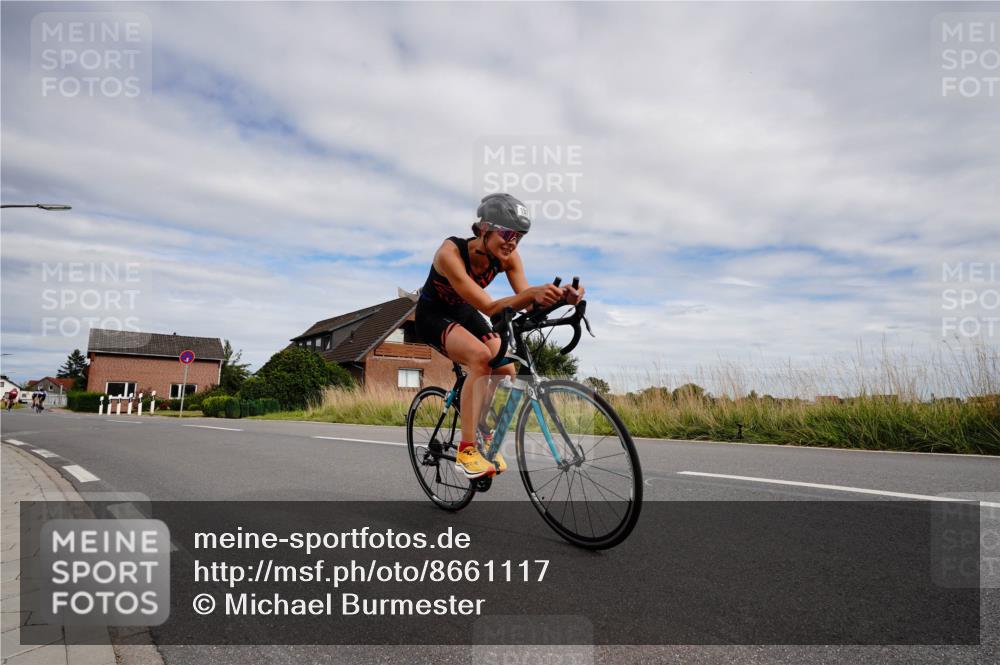 31.08.2025 - Elbe Triathlon Hamburg Michael Burmester http://msf.ph/oto/8661117 31.08.2025 15:56:26 Radfahren  meine-sportfotos.de