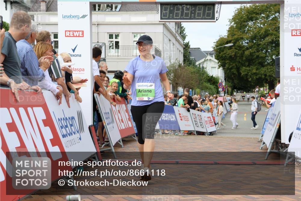 31.08.2025 - 21. Blankeneser Heldenlauf Strokosch-Dieckow http://msf.ph/oto/8661118 31.08.2025 11:27:47 Ziel 3402 meine-sportfotos.de