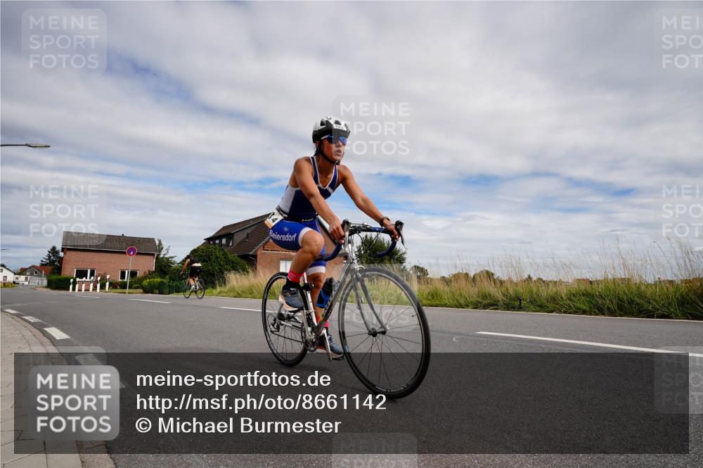 31.08.2025 - Elbe Triathlon Hamburg Michael Burmester http://msf.ph/oto/8661142 31.08.2025 15:57:14 Radfahren  meine-sportfotos.de