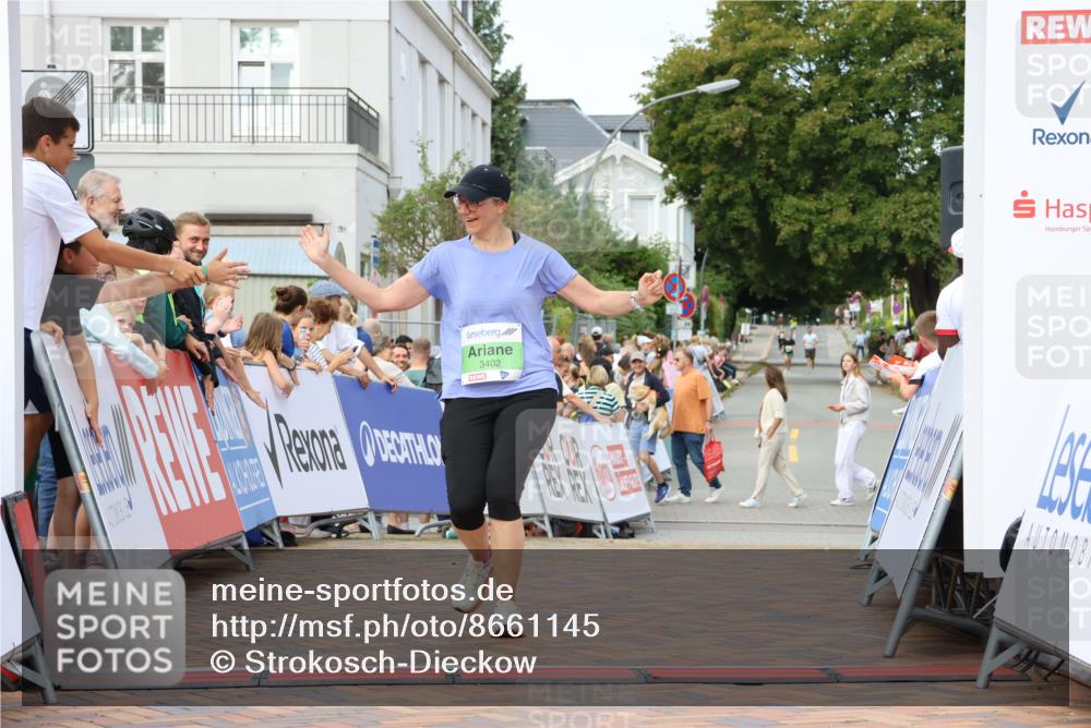31.08.2025 - 21. Blankeneser Heldenlauf Strokosch-Dieckow http://msf.ph/oto/8661145 31.08.2025 11:27:45 Ziel 3402 meine-sportfotos.de