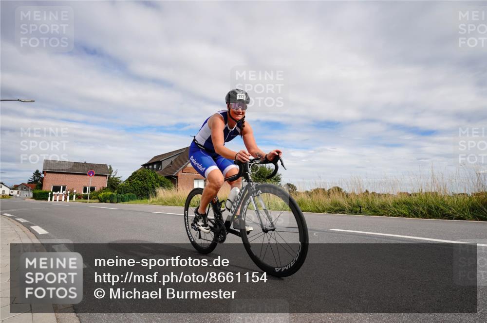 31.08.2025 - Elbe Triathlon Hamburg Michael Burmester http://msf.ph/oto/8661154 31.08.2025 15:57:44 Radfahren  meine-sportfotos.de