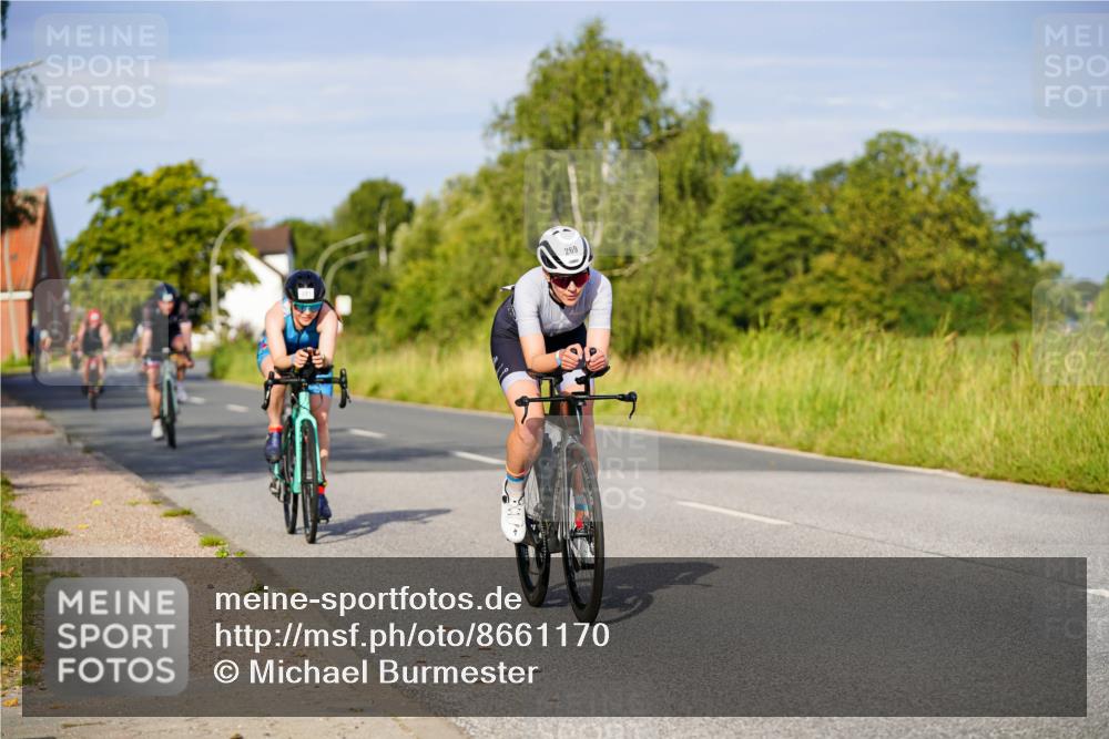 31.08.2025 - Elbe Triathlon Hamburg Michael Burmester http://msf.ph/oto/8661170 31.08.2025 08:58:07 Radfahren 256, 269, 281, 291, 292, 301, 337, 347, 351 meine-sportfotos.de
