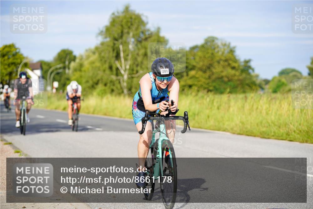 31.08.2025 - Elbe Triathlon Hamburg Michael Burmester http://msf.ph/oto/8661178 31.08.2025 08:58:08 Radfahren 269, 281, 291, 292, 301, 337, 347, 351 meine-sportfotos.de