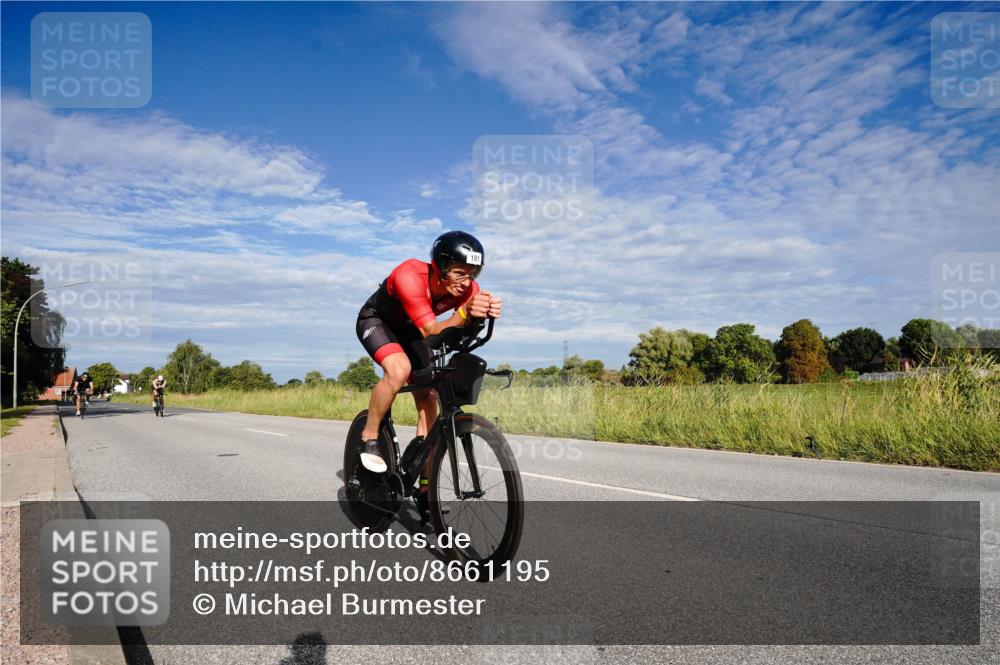 31.08.2025 - Elbe Triathlon Hamburg Michael Burmester http://msf.ph/oto/8661195 31.08.2025 09:03:47 Radfahren 191, 200, 209, 232, 378, 506, 535 meine-sportfotos.de