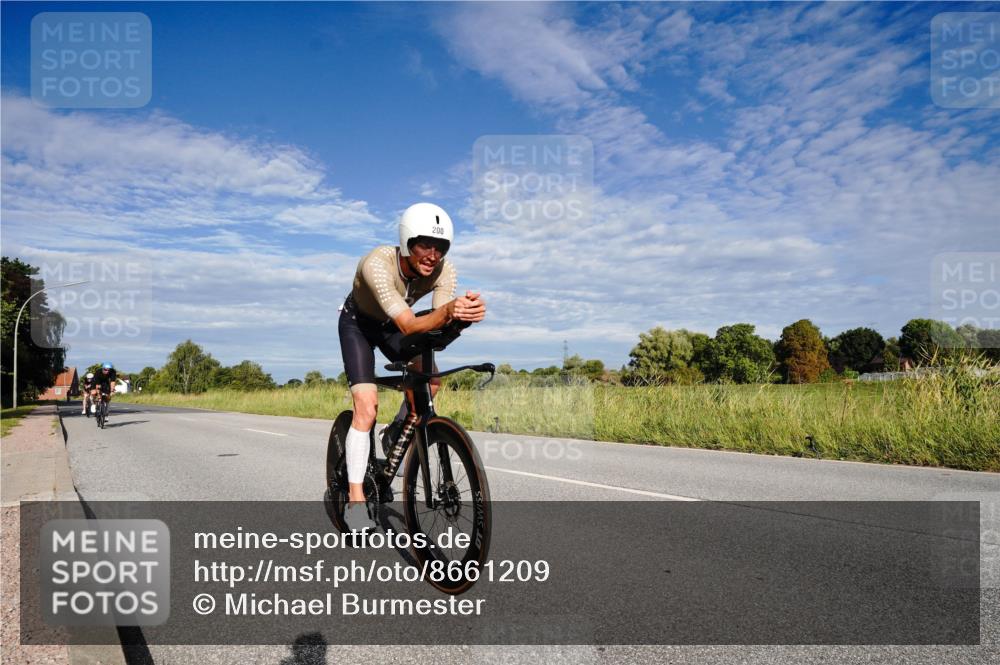 31.08.2025 - Elbe Triathlon Hamburg Michael Burmester http://msf.ph/oto/8661209 31.08.2025 09:03:54 Radfahren 200, 232, 238, 535 meine-sportfotos.de
