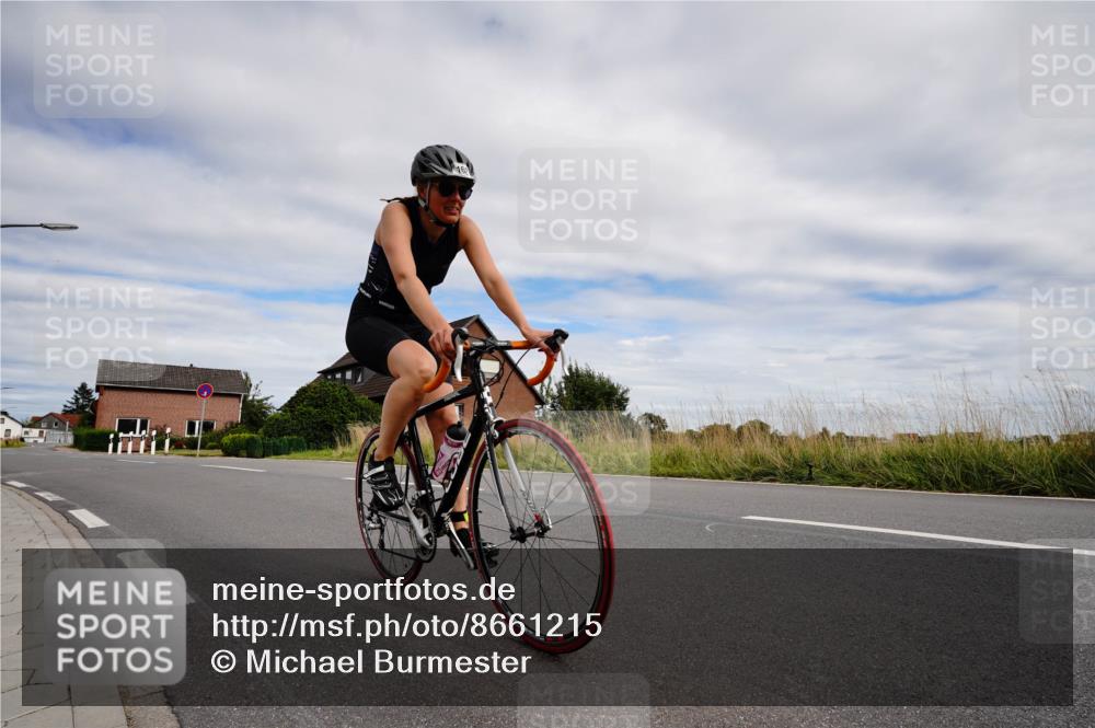 31.08.2025 - Elbe Triathlon Hamburg Michael Burmester http://msf.ph/oto/8661215 31.08.2025 16:00:02 Radfahren  meine-sportfotos.de