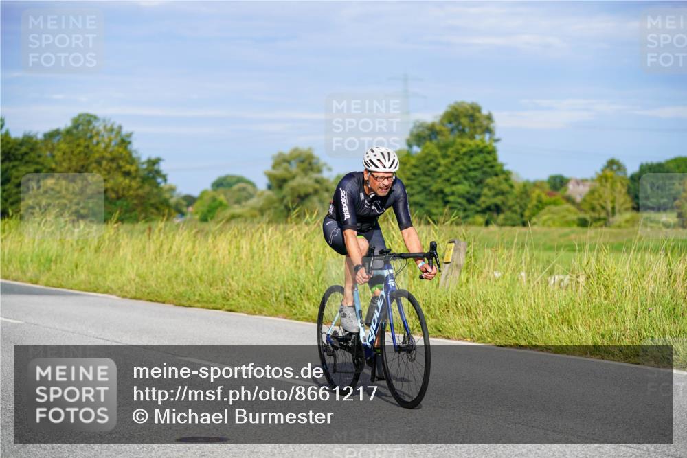 31.08.2025 - Elbe Triathlon Hamburg Michael Burmester http://msf.ph/oto/8661217 31.08.2025 08:58:16 Radfahren 212, 259, 291, 305, 347, 351, 366 meine-sportfotos.de