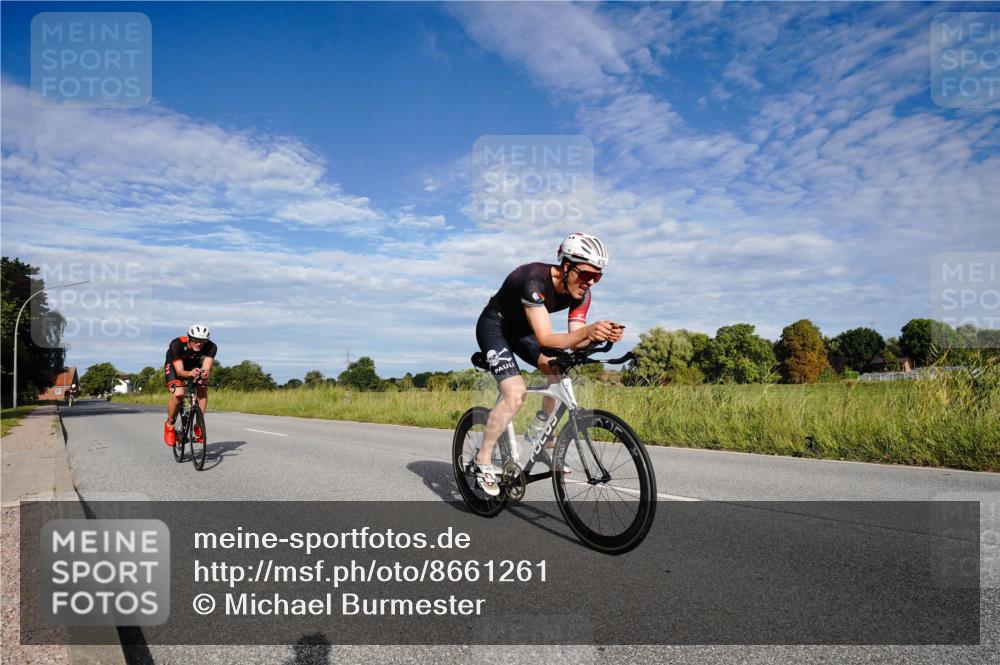 31.08.2025 - Elbe Triathlon Hamburg Michael Burmester http://msf.ph/oto/8661261 31.08.2025 09:04:57 Radfahren 214, 230, 319, 476, 539 meine-sportfotos.de