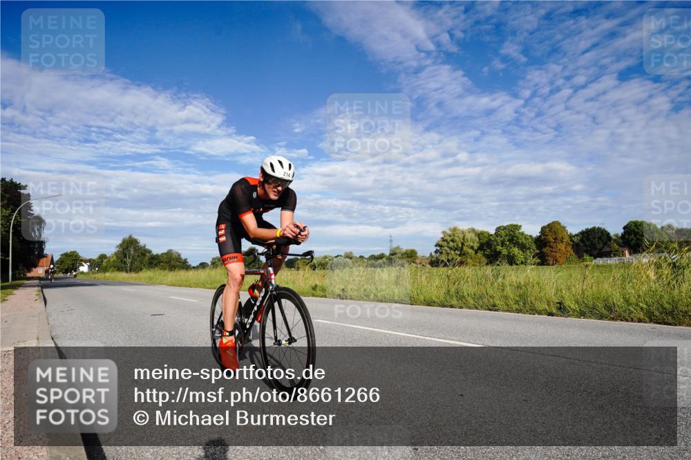 31.08.2025 - Elbe Triathlon Hamburg Michael Burmester http://msf.ph/oto/8661266 31.08.2025 09:04:58 Radfahren 214, 230, 319, 476, 539 meine-sportfotos.de
