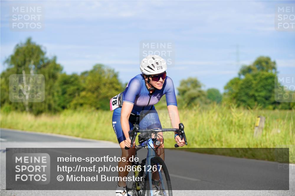 31.08.2025 - Elbe Triathlon Hamburg Michael Burmester http://msf.ph/oto/8661267 31.08.2025 08:58:30 Radfahren 206, 239, 268, 278, 341 meine-sportfotos.de