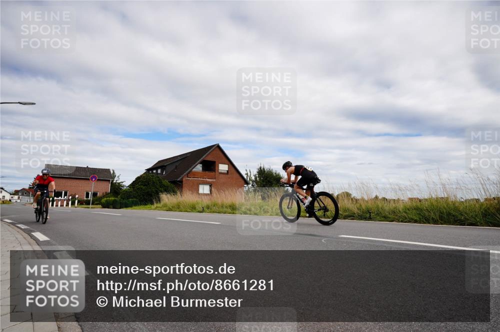 31.08.2025 - Elbe Triathlon Hamburg Michael Burmester http://msf.ph/oto/8661281 31.08.2025 16:02:39 Radfahren  meine-sportfotos.de