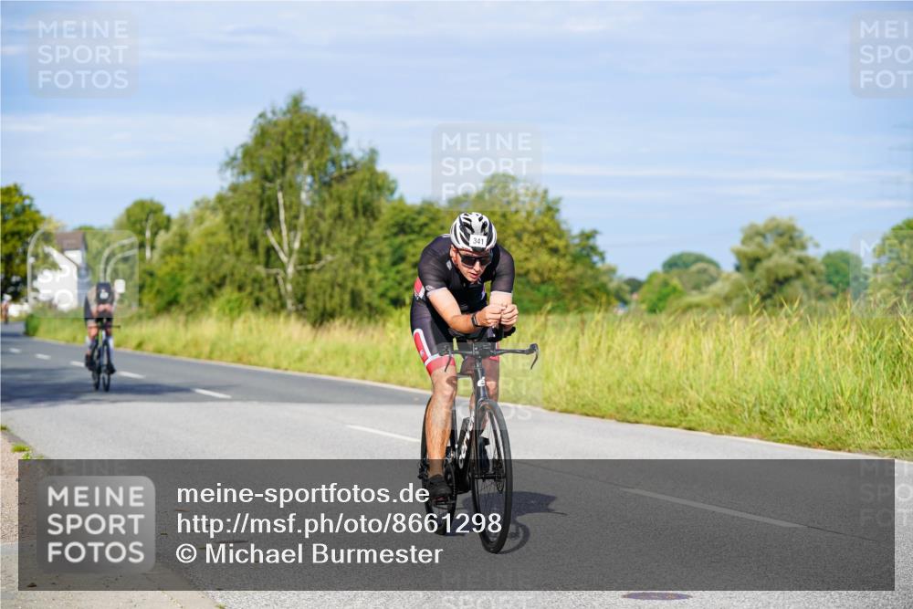 31.08.2025 - Elbe Triathlon Hamburg Michael Burmester http://msf.ph/oto/8661298 31.08.2025 08:58:35 Radfahren 206, 239, 287, 341 meine-sportfotos.de