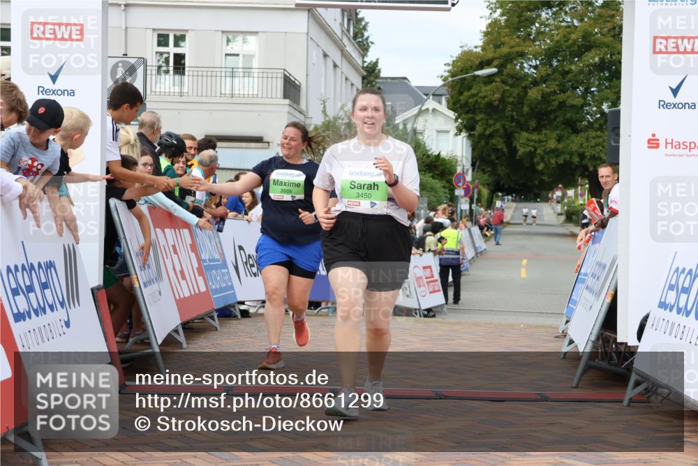 31.08.2025 - 21. Blankeneser Heldenlauf Strokosch-Dieckow http://msf.ph/oto/8661299 31.08.2025 11:26:10 Ziel 3597, 3596, 3450, 3589, 3043, 3434, 3667 meine-sportfotos.de