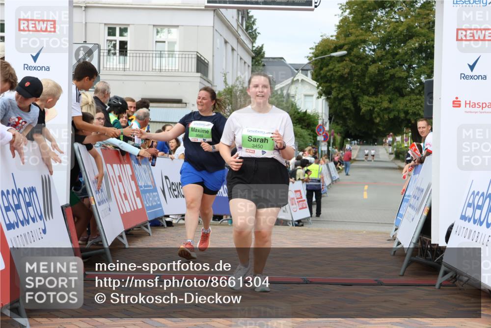31.08.2025 - 21. Blankeneser Heldenlauf Strokosch-Dieckow http://msf.ph/oto/8661304 31.08.2025 11:26:10 Ziel 3597, 3596, 3450, 3589, 3043, 3434, 3667 meine-sportfotos.de