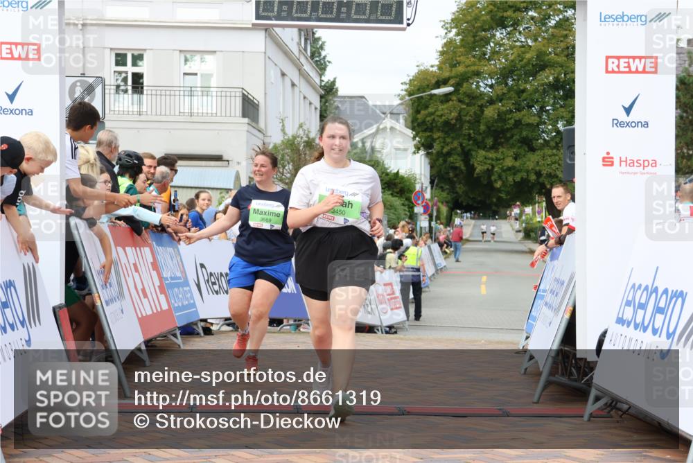 31.08.2025 - 21. Blankeneser Heldenlauf Strokosch-Dieckow http://msf.ph/oto/8661319 31.08.2025 11:26:10 Ziel 3597, 3596, 3450, 3589, 3043, 3434, 3667 meine-sportfotos.de