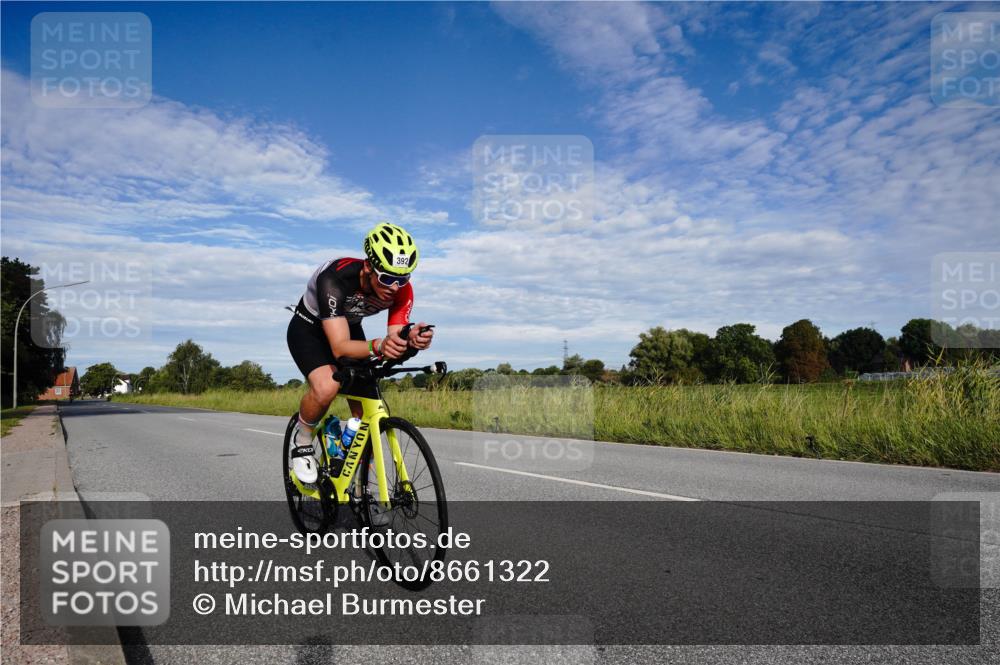 31.08.2025 - Elbe Triathlon Hamburg Michael Burmester http://msf.ph/oto/8661322 31.08.2025 09:06:11 Radfahren 219, 343, 392 meine-sportfotos.de