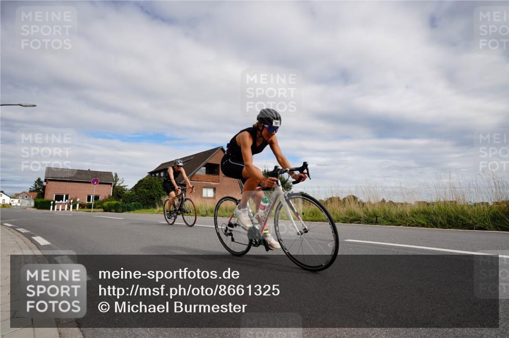 31.08.2025 - Elbe Triathlon Hamburg Michael Burmester http://msf.ph/oto/8661325 31.08.2025 16:04:41 Radfahren  meine-sportfotos.de