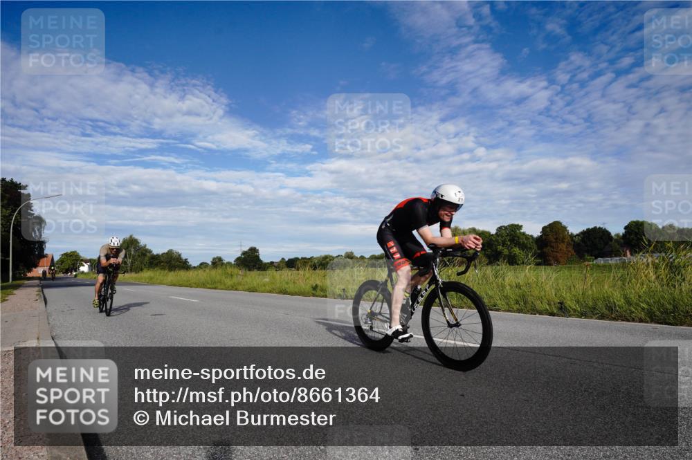 31.08.2025 - Elbe Triathlon Hamburg Michael Burmester http://msf.ph/oto/8661364 31.08.2025 09:07:07 Radfahren 208, 211, 283, 300, 314, 340, 342 meine-sportfotos.de